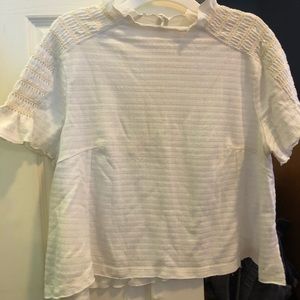 White short sleeved blouse